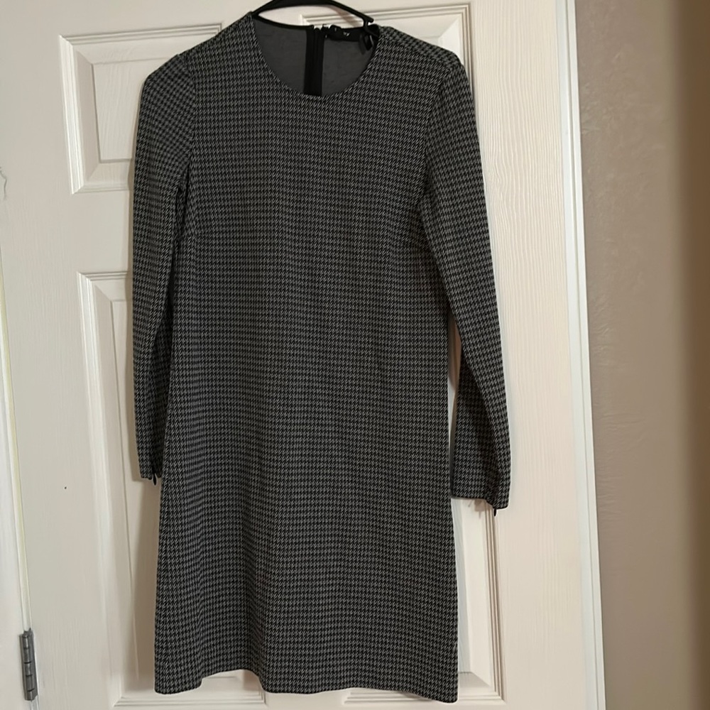 Gently used Theory Dress